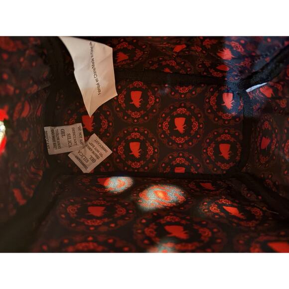 LOUNGEFLY DISNEY Backpack Bag ALICE IN WONDERLAND Queen of Hearts Red NEW - Picture 8 of 9